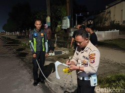 Pemotor Jupiter Tewas Hantam Truk Putar Arah di Kobar