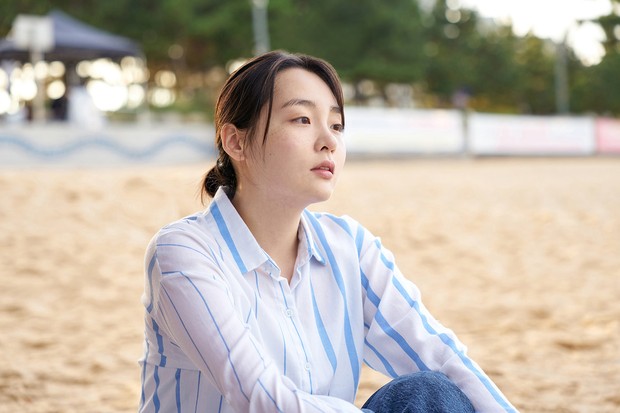 Potret Kim Min Ha di film Hana Korea/ Foto: instagram.com/seesaw_pictures Potret Kim Min Ha di film Hana Korea/ Foto: instagram.com/seesaw_pictures