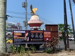 Spanduk Terkait Dugaan Investasi Bodong Terpasang di Jalanan Bengkulu