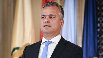 Presiden Rumania Tunjuk Adrian Vestea Jadi PM Baru