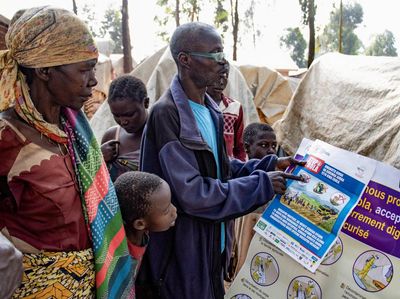 Kamp Pengungsian Hadapi Ancaman Ebola dan Krisis Kepercayaan