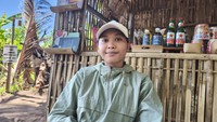 Sosok Putri, Satu-satunya Guide Snorkeling Perempuan di Desa Les Buleleng