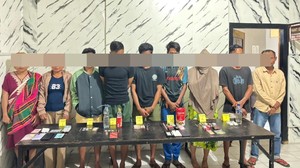 Polisi Gerebek Kampung Rawan Narkoba di Bima, 9 Orang Ditangkap
