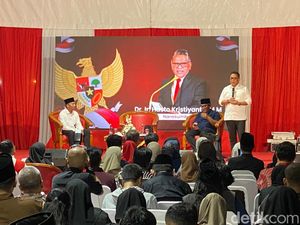 Kala Hasto Sebut Si Joko yang Merusak Tatanan saat Isi Seminar di Blitar