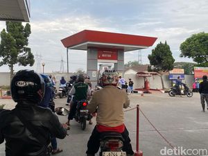 Cerita Pemotor Bandung Beralih ke Pertalite: Harga Pertamax Tak Terkejar