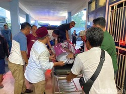 Langkah Terakhir Asep Penjual Sayur di Perlintasan Kereta Sukabumi