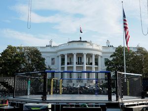 Polemik Arena UFC di Gedung Putih yang Bikin Trump Digugat Warga