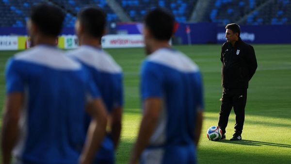 Iran Siap Mengguncang Piala Dunia 2026, Amir Ghalenoei Pimpin Latihan Panas di California
