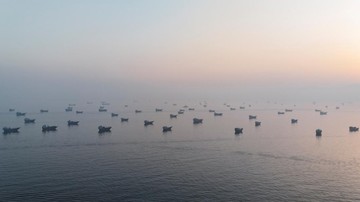AS Mau Damai dengan Iran, Trump Sebut Kapal Tanker Mulai Lewati Selat Hormuz
