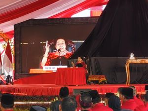 Bakar Semangat, Megawati Jelaskan Makna Seruan Merdeka