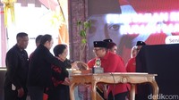 Ini Makna di Balik Penyerahan Bibit Pohon Pule dari Megawati