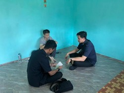 Imigrasi Deportasi WN China Nekat Temui Wanita di Jambi Diduga Love Scamming