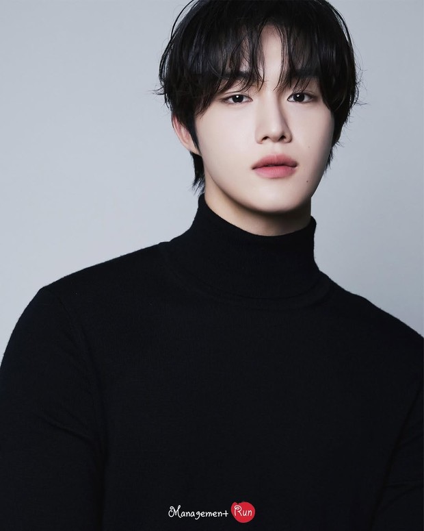 Profil baru Hyunsuk eks CIX/ Foto: instagram.com/management_run_official