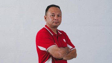 Pernah Latih Persipura, Ricky Nelson Siap Bawa Persis Curi 3 Poin