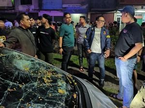 Mobil di Cikupa Tangerang Diamuk Massa gara-gara Geberan Knalpot