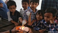 Belajar Sains Lewat Eksperimen Interaktif di STEAMTech TIM