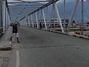 Video: Kondisi Retakan di Jembatan III Palu Akibat Gempa M 6,7