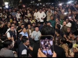 Duduk Perkara Mahasiswa Geruduk Diskusi 3 Pejabat di UGM Berujung Ricuh