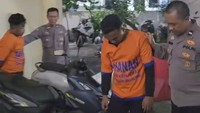 Pura-pura Tagih Utang, 2 Maling Gasak HP Penghuni Kos di Surabaya