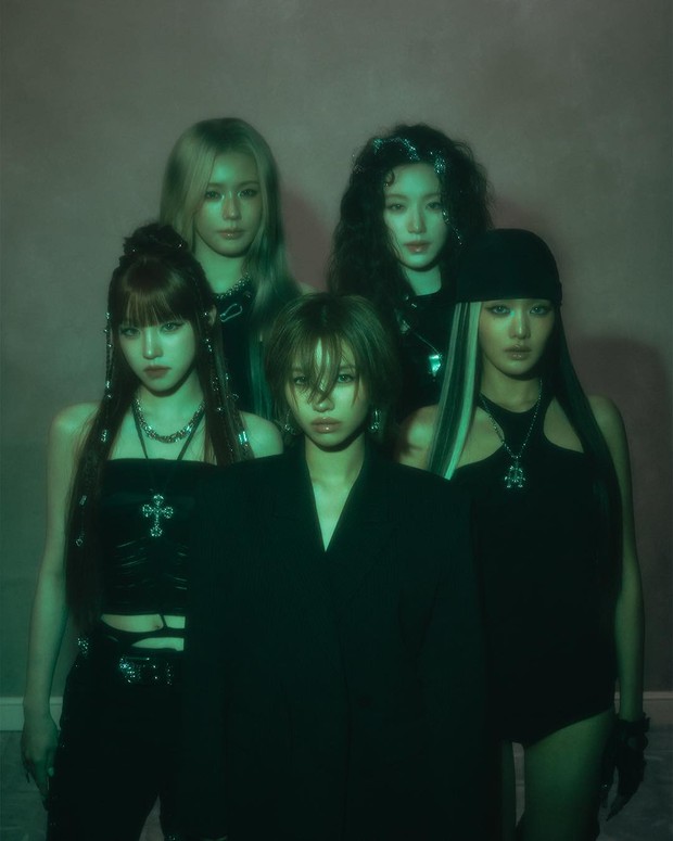 i-dle membangkitkan semangat sekaligus nilai mendalam dari burung gagak melalui lagu baru bertajuk 'Crow'.