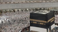 Kabah Bersolek dengan Kiswah Baru