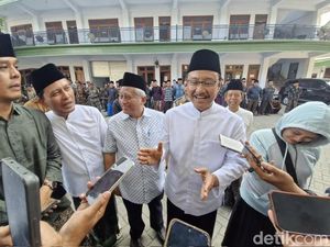 Gus Ipul Sebut Prof Nasaruddin Umar Sangat Berpotensi Pimpin PBNU
