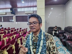 Ketua RT Asal Jakarta Berbagi Resep Tambang Emas Sampah di Cirebon