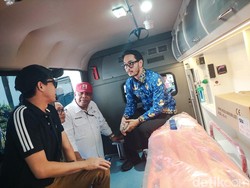 Raffi Ahmad Beri Ambulans untuk Bandung Barat, Ini Penyebabnya