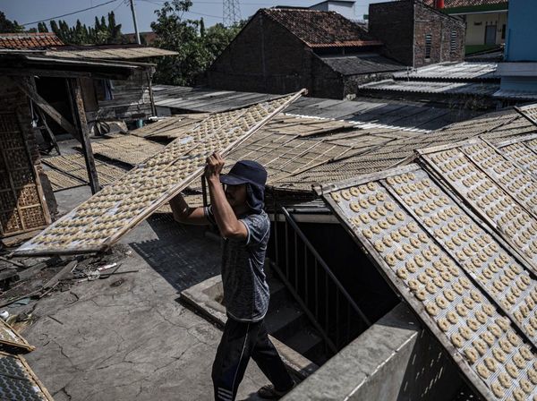 Dari Kerupuk hingga Industri Rumahan, KUR Perkuat Napas UMKM Indonesia