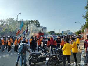 Sejumlah Jalan di Makassar Macet Imbas Demo, Pettarani-Alauddin Capai 1 Km