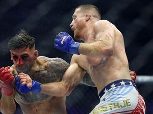 Ilia Topuria Bengep oleh Justin Gaethje, Kata-kata Khabib Viral Lagi