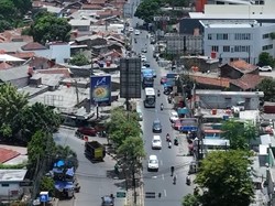 Truk Sumbu Tiga Diminta Tak Lewat Kawasan Pendidikan Jatinangor