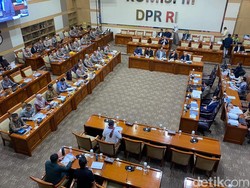 Komisi III DPR Rapat dengan Wakapolri dan Kepala PPATK Bahas Anggaran 2027