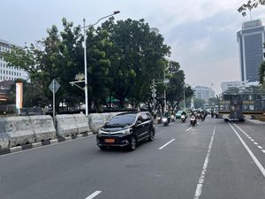 Massa Aksi di Patung Kuda Jakpus Bubarkan Diri, Lalin Kembali Normal