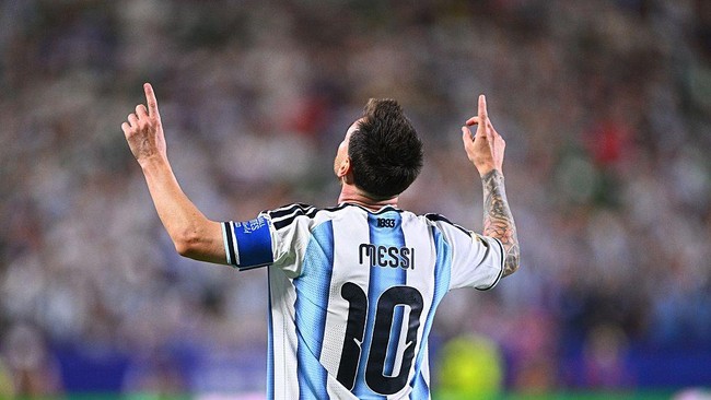 Ronaldo: Sudah Waktunya Dunia Mengakui Messi yang Terhebat!