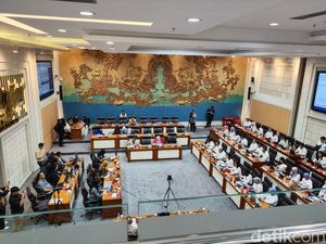 DPR Kritik Menpar: Wisman ke Indonesia Paling Buncit di ASEAN!