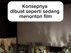 Viral Pernikahan di Bioskop Malang: Tamu Pakai Tiket, Duduk Sesuai Nomer Kursi