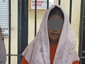 Teganya Ibu di Riau Eksploitasi Anak Jadi Manusia Silver
