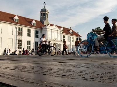 Revitalisasi Kota Tua Siapkan Trem Listrik dan Kawasan Rendah Emisi