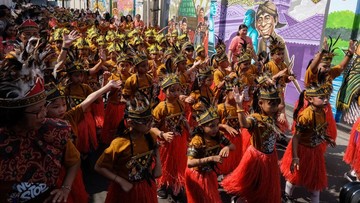 Seribu Siswa Meriahkan Karnaval Budaya, Tahun Ajaran Ditutup dengan Penuh Warna