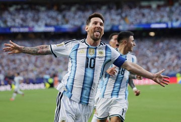 Gol Messi Bawa Argentina Ungguli Aljazair 1-0 di Babak Pertama