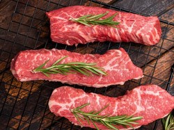 Catat! 5 Potongan Steak Paling Enak Menurut Tukang Daging Profesional
