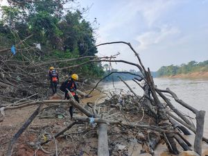 Tim SAR Hentikan Pencarian Bocah 8 Tahun yang Hilang di Sungai Jambi
