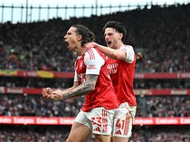 Carragher: Calafiori Bek Kiri Terbaik Premier League