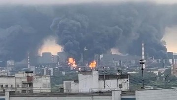 Serangan Drone Terbesar Ukraina Hantam Moskow, Kilang Minyak Terbakar