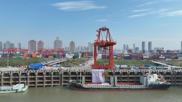 Jalur Pelayaran Langsung Wuhan-RI Perkuat Konektivitas Tiongkok Tengah &amp; RI