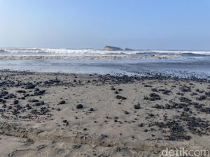DPRD Pangandaran Soroti Dampak Tumpahan Batu Bara di Pangandaran