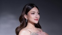 Nathalie Holscher Dijadwalkan Menikah Hari Ini