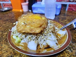 Daftar Ketoprak hingga Nasi Uduk Betawi Legendaris Enak di Jakarta