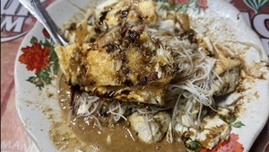 Nyamm! 10 Ketoprak Enak di Jakarta, Bumbu Kacangnya Medok